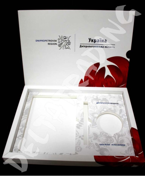 T008-010-001