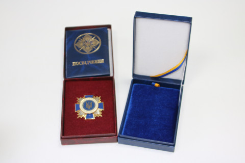 T008-029-004